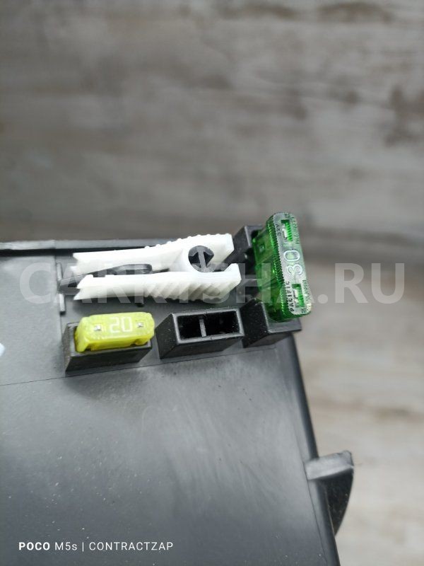 Бардачок Mitsubishi Lancer IX (2000—2007) Mitsubishi i оригинальный номер mr512610