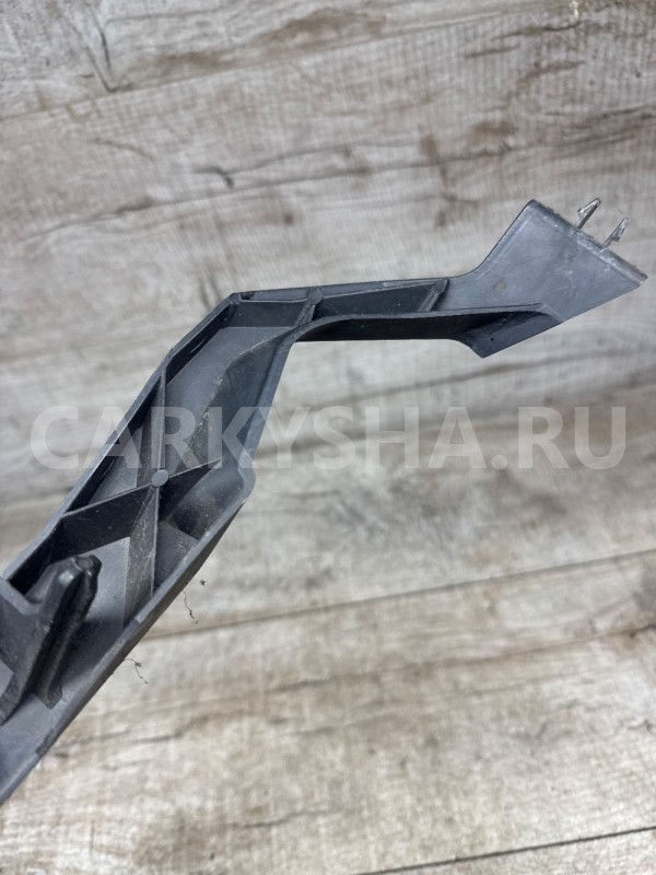 Кронштейн бампера правый Opel Astra J Opel Astra оригинальный номер 13368882