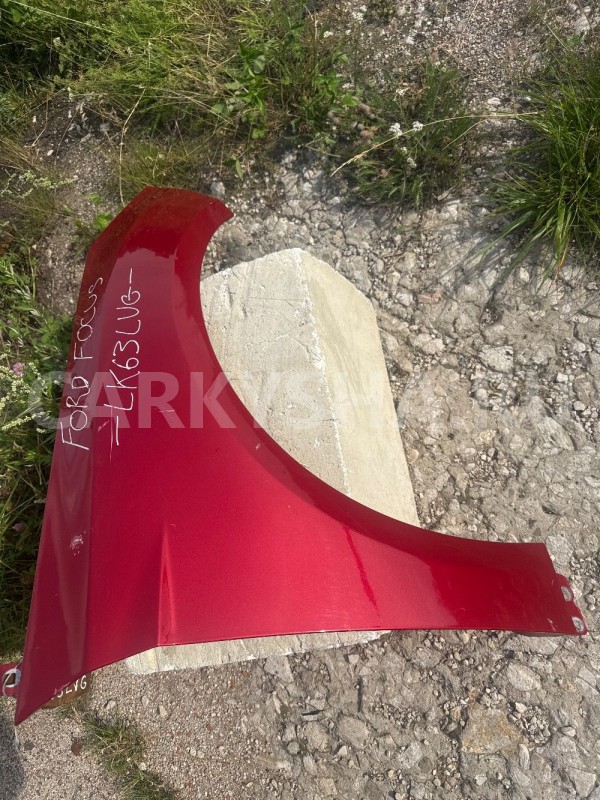 Крыло переднее правое FORD Focus 3 красное Ford Focus оригинальный номер 2171302