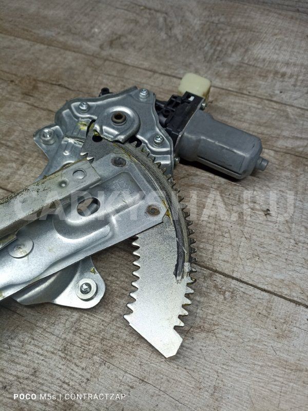 Стеклоподъемный механизм Nissan X-Trail III (2013—2019) Nissan X-Trail оригинальный номер 827311ba0a