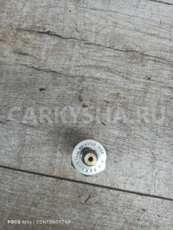 Датчик давления масла ДВС Mitsubishi Lancer X (2007—2010) Mitsubishi Lancer оригинальный номер mn163743