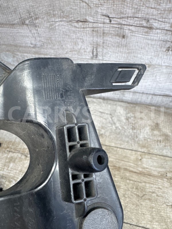 Кронштейн птф левый Ford Kuga 1 Ford Kuga оригинальный номер 8v4117a796af