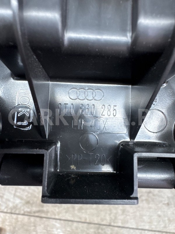 Кронштейн аварийного знака Audi A6 C7 Audi A6 оригинальный номер 8t0860285
