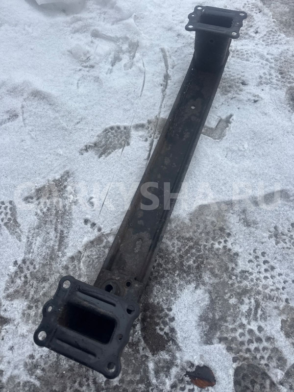 Усилитель переднего бампера Hyundai ix35 2010-2015 Hyundai ix35 оригинальный номер 865302S300