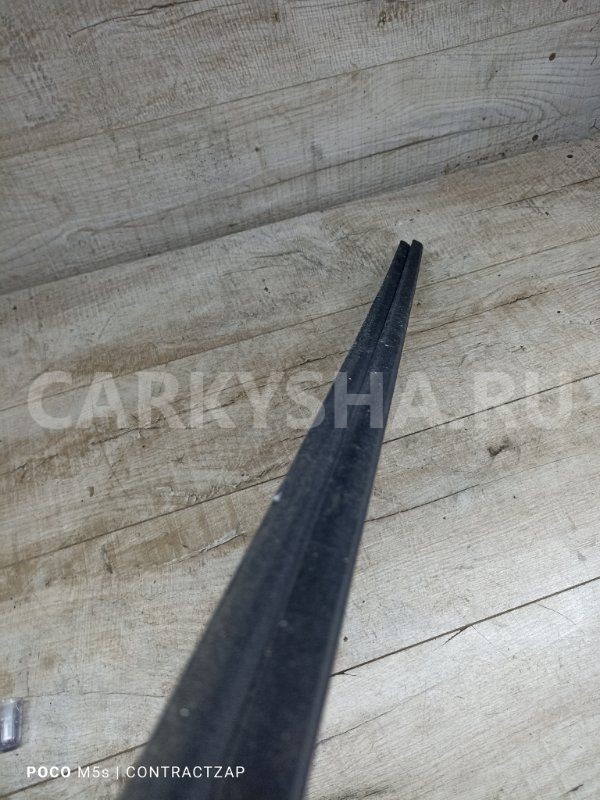 Уплотнитель стекла двери Nissan X-Trail III (2013—2019) Nissan X-Trail 