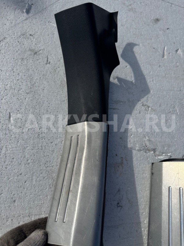 Комплект накладок на пороги Nissan Qashqai J10 Nissan Qashqai оригинальный номер 769b5jd000