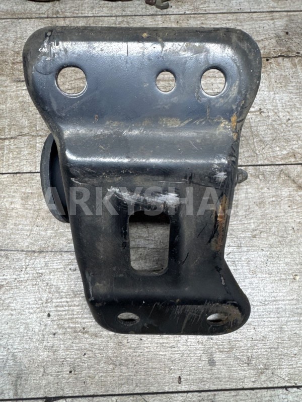 Кронштейн Балки Kia Seltos Левый Kia Seltos оригинальный номер 55170K0000