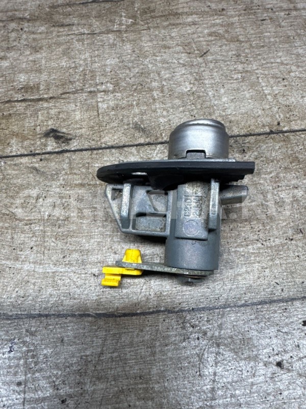 Личинка  ручки двери Ssangyong New Actyon Ssang Yong Actyon оригинальный номер 710AS34170