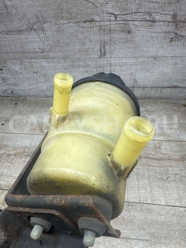 Бачок гидроусилителя руля Hyundai Santa Fe CM 2.2 Hyundai Santa Fe оригинальный номер 571502B001