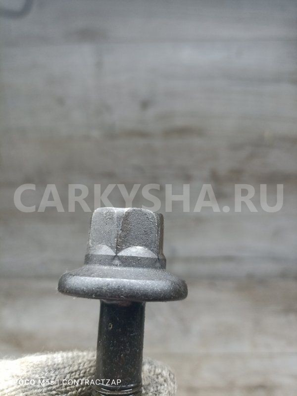 Болт шкива коленвала Mazda 3 BK рестайлинг (2006—2009) Mazda 2 оригинальный номер B3C711406