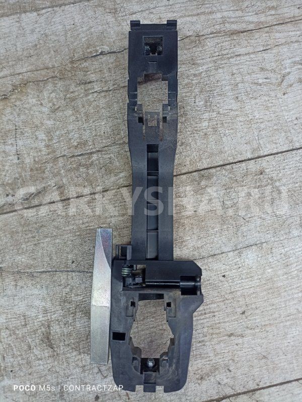 Кронштейн ручки двери Nissan X-Trail III (2013—2019) Nissan X-Trail оригинальный номер 806105HA0A