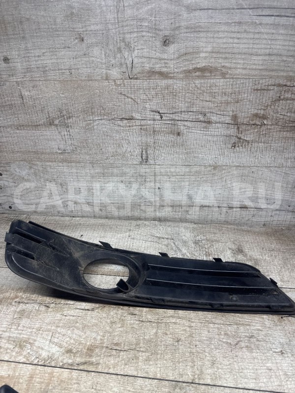 Решётка бампера левая Audi a3 8P рамка птф Audi 200 оригинальный номер 8p0807681f