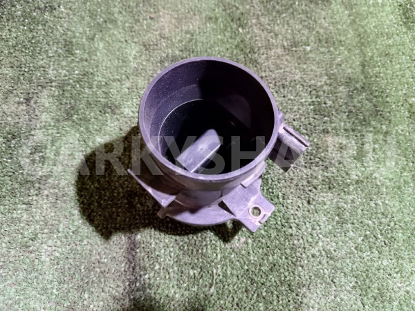 Датчик массового расхода воздуха Ford Focus оригинальный номер 98AB12B579B3B