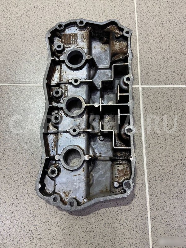 Клапанная крышка правая Land Rover Freelander I 20 Land Rover Freelander оригинальный номер LDR104540
