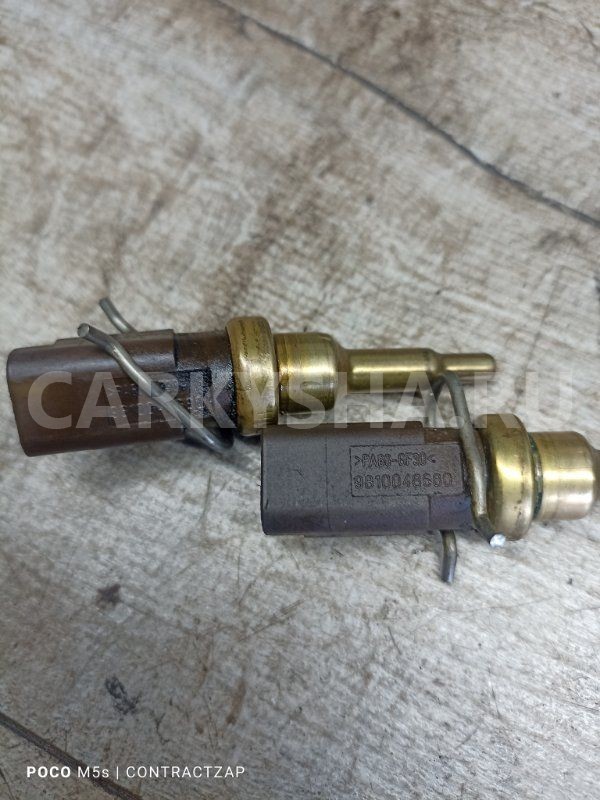 Датчик температуры охлаждающей жидкости Citroen C4 II (2010—2016) Citroen C4 оригинальный номер 9810048680