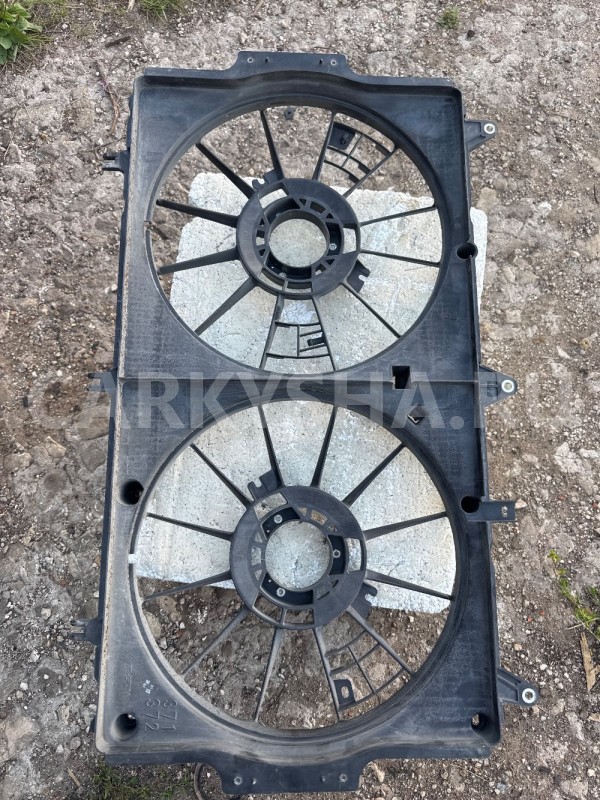 Диффузор кожух радиатора Suzuki Kizashi Suzuki Kizashi оригинальный номер 1776057L00