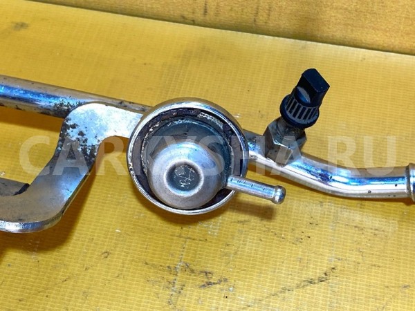 Рампа топливная Ford Escape I (2000—2004) Ford Escape оригинальный номер YL8Z9F792GA