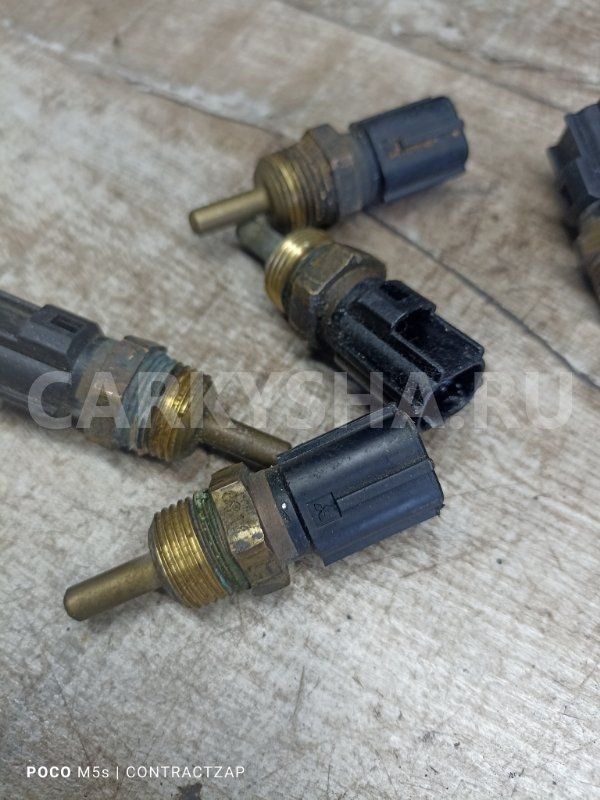 Датчик температуры охлаждающей жидкости Mitsubishi Lancer X (2007—2010) Mitsubishi Lancer оригинальный номер Md177572