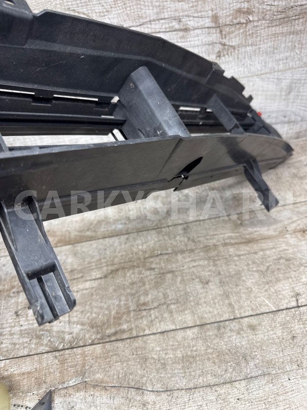 Жалюзи в передний бампер Opel Astra J Opel Astra оригинальный номер 13368702