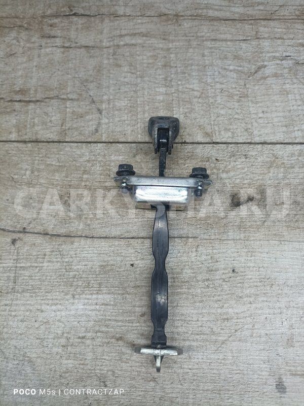 Ограничитель двери Nissan X-Trail III (2013—2019) Nissan X-Trail оригинальный номер 824304CL0A