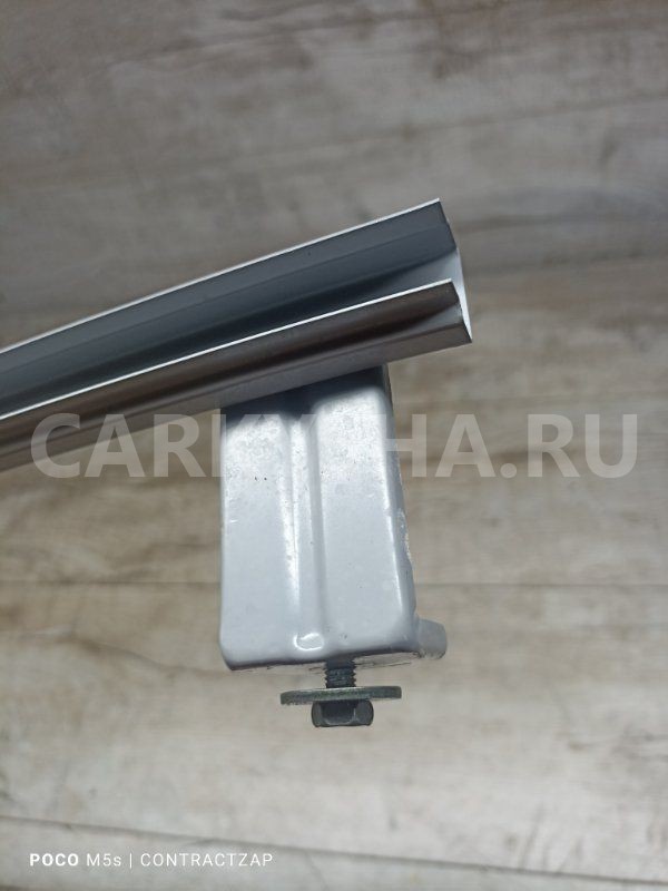 Направляющая стекла двери Nissan X-Trail III (2013—2019) Nissan X-Trail 