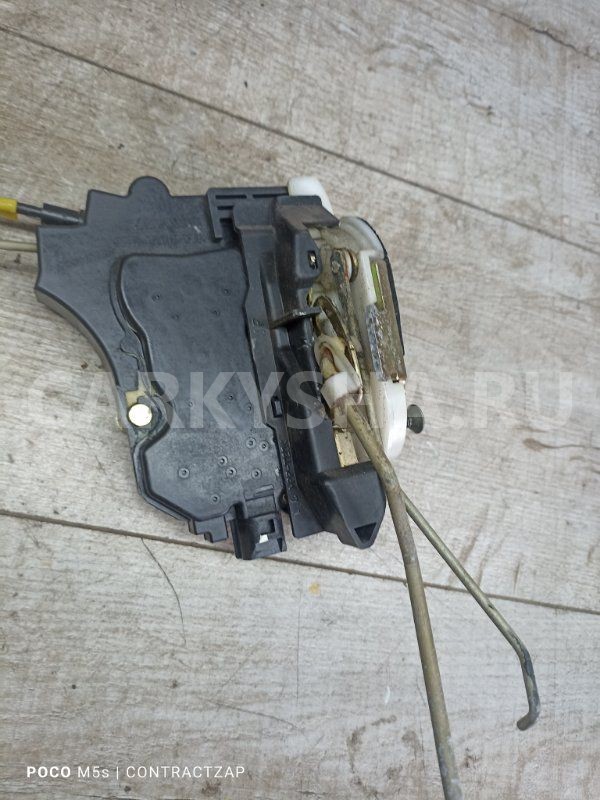 Замок боковой двери Mitsubishi Lancer IX (2000—2007) Mitsubishi i оригинальный номер MN159631