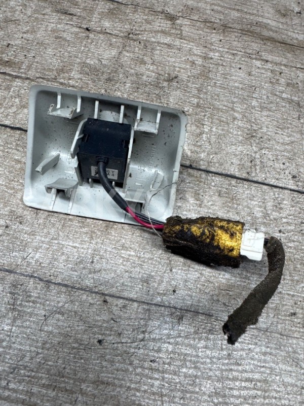 Nissan Qashqai (J10) I Микрофон Nissan Qashqai оригинальный номер 28336eb00a