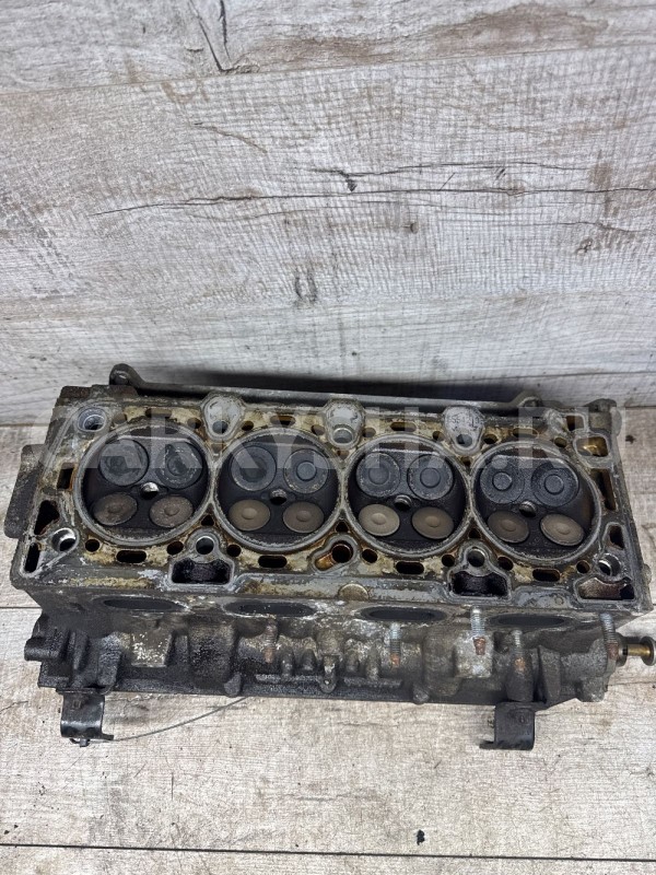 Головка блока Astra J Zafira B 1.6 A16XER Z16XER Opel Astra оригинальный номер 55559310