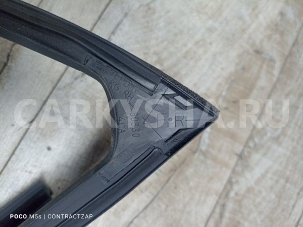 Уплотнитель стекла двери Nissan X-Trail III (2013—2019) Nissan X-Trail оригинальный номер 803304ca