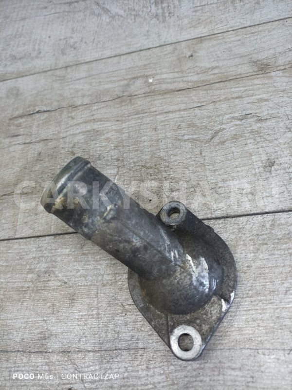 Крышка термостата Nissan X-Trail II (2007—2011) Nissan X-Trail оригинальный номер 13049-6n200