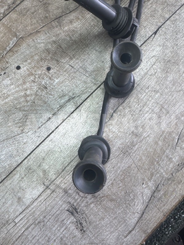 Бронепровода Ford Focus 1.4 1.6 Fusion Ford Focus оригинальный номер 1335377