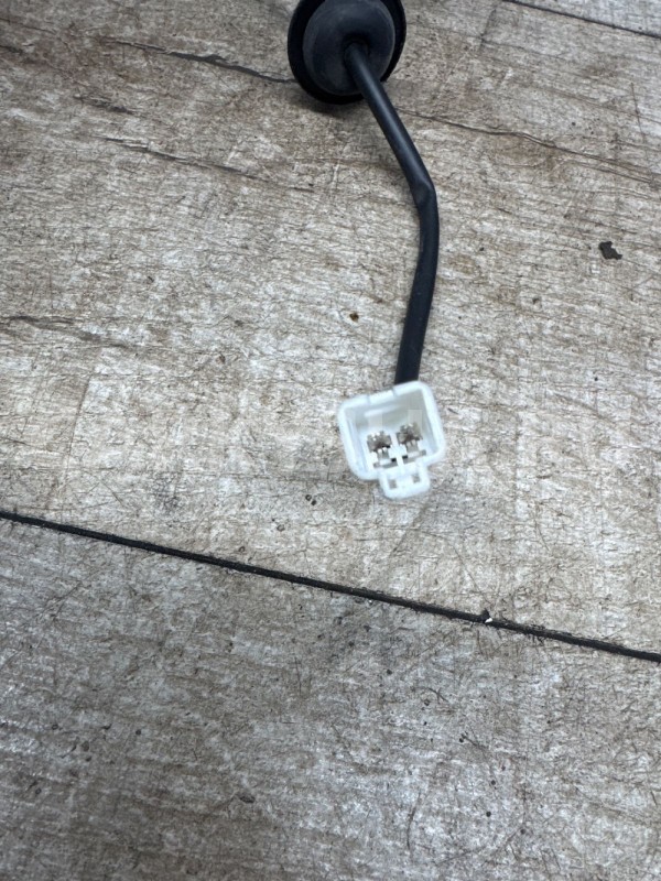 Кнопка открывания багажника SsangYong Actyon 2 New Ssang Yong Actyon оригинальный номер 8522034000