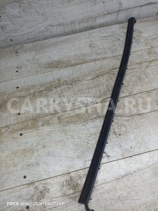 Уплотнитель стекла двери SsangYong Actyon II рестайлинг (2013—2021) Ssang Yong Actyon 