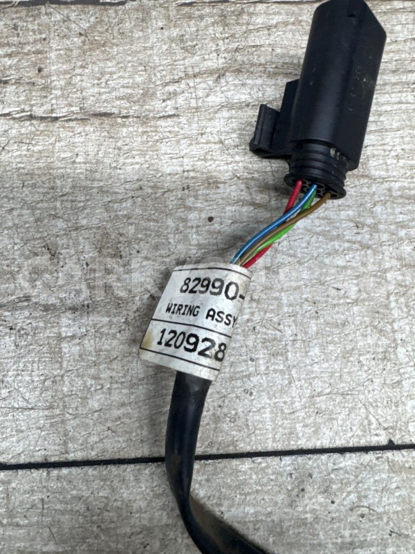 Проводка двери SsangYong Actyon II (2010—2013) Ssang Yong Actyon оригинальный номер 8299034001