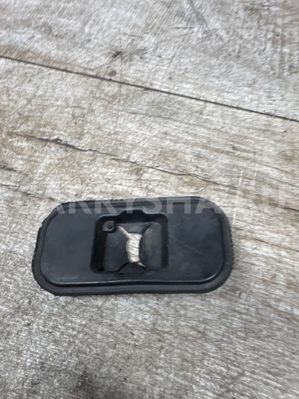 Пыльник ограничителя двери nissan qashqai J10 Nissan Qashqai оригинальный номер 80440jd00a