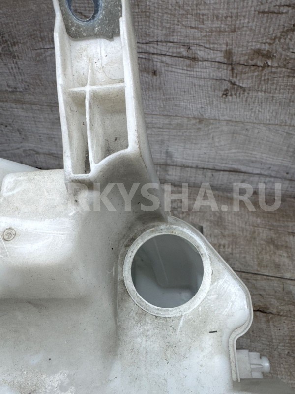 Бачок омывателя Suzuki Kizashi RE Suzuki Kizashi оригинальный номер 3840357l10000