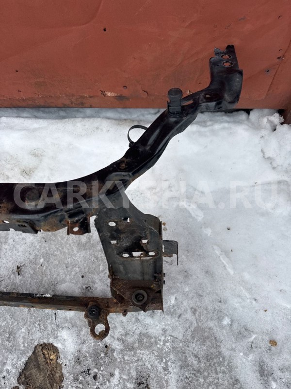 Рамка радиаторов Nissan Qashqai j10 ОРИГИНАЛ Ford Focus оригинальный номер 62500BR20A