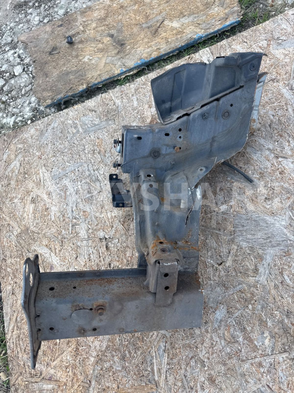 Пластина Лонжерона, правый лонжерон Hyundai ix35 Hyundai ix35 оригинальный номер 645022Y000