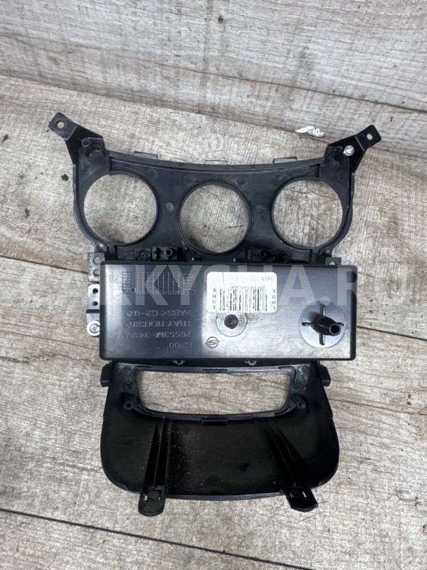 Накладка централной консоли Ssang Yong Actyon New Ssang Yong Actyon оригинальный номер 76553m34001